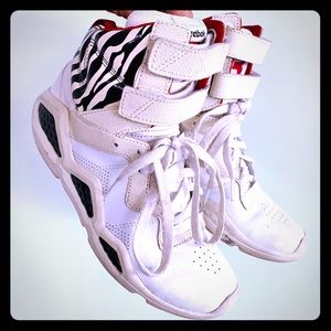 SALE!!! Reebok Hexalite High top 6.5